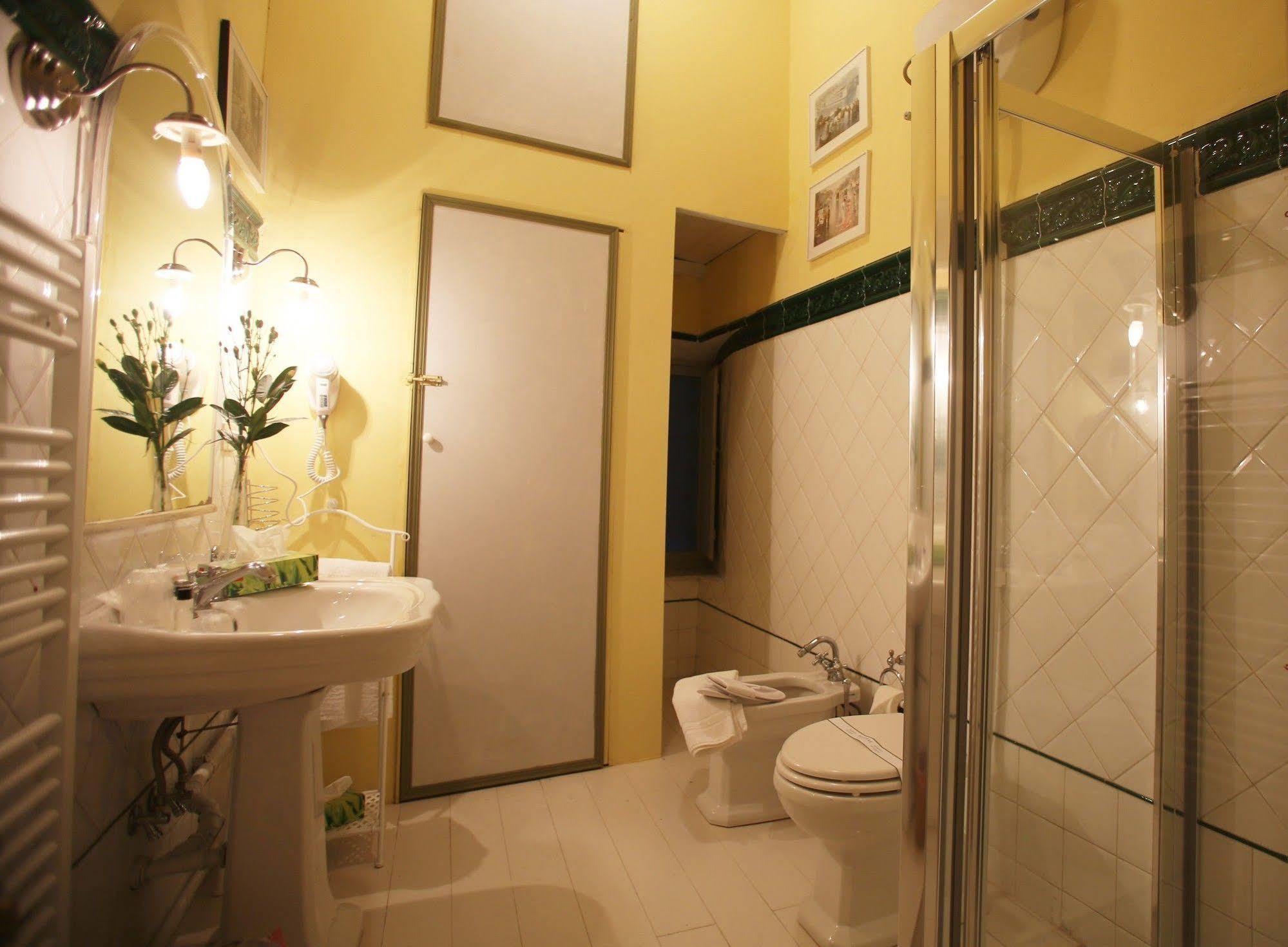 B&B Le Aquile Siena Bagian luar foto