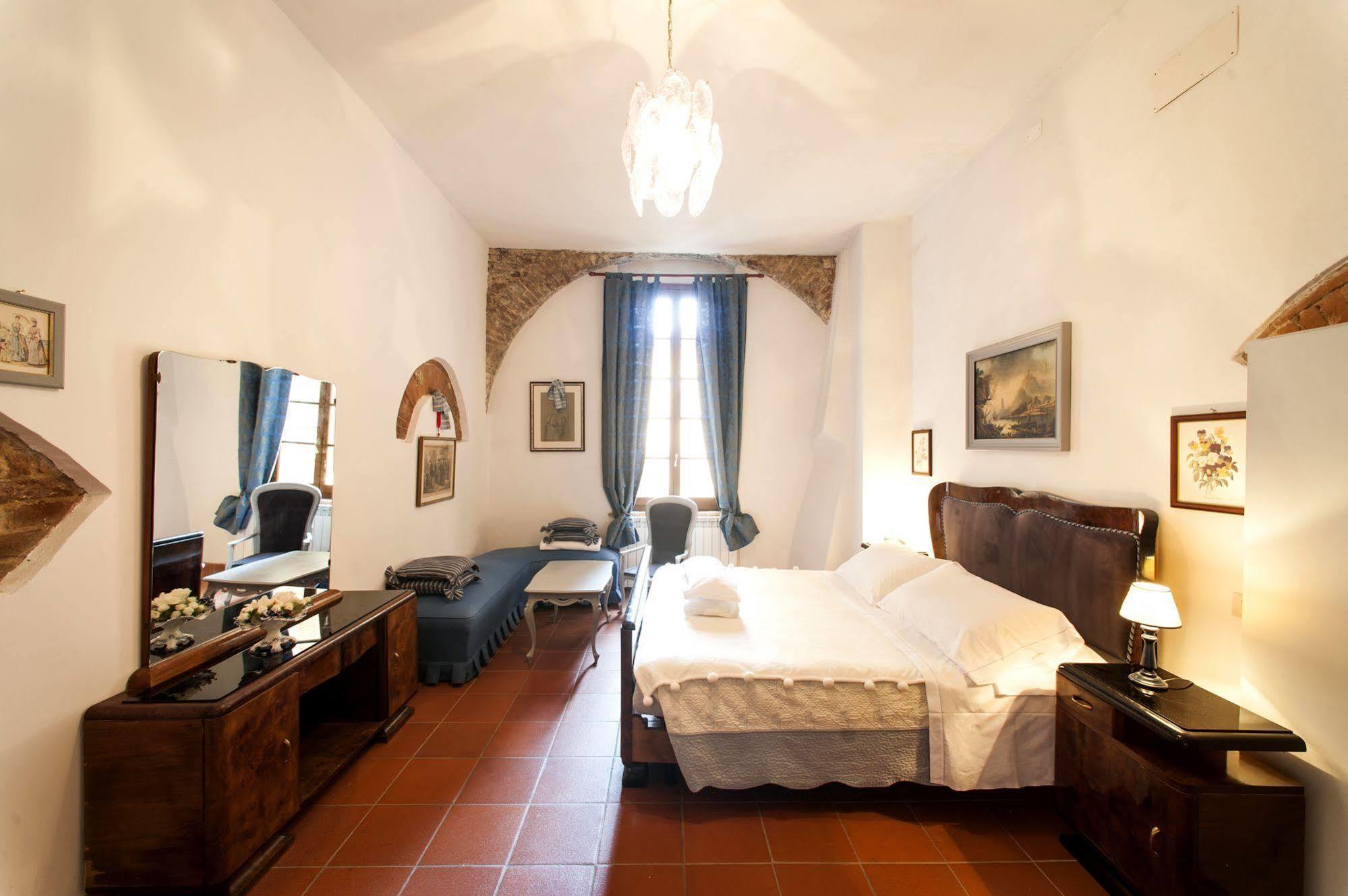 B&B Le Aquile Siena Bagian luar foto