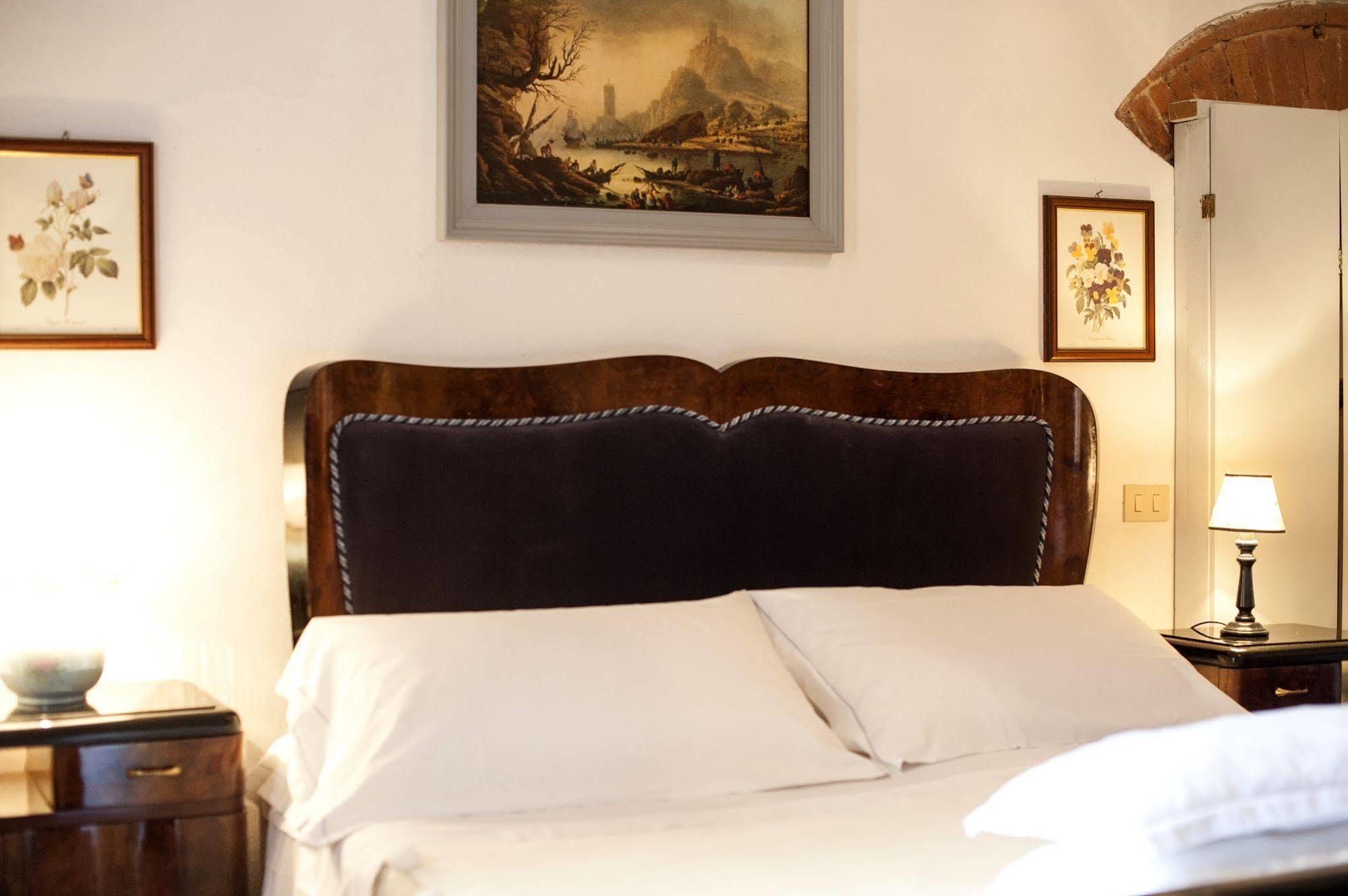 B&B Le Aquile Siena Bagian luar foto